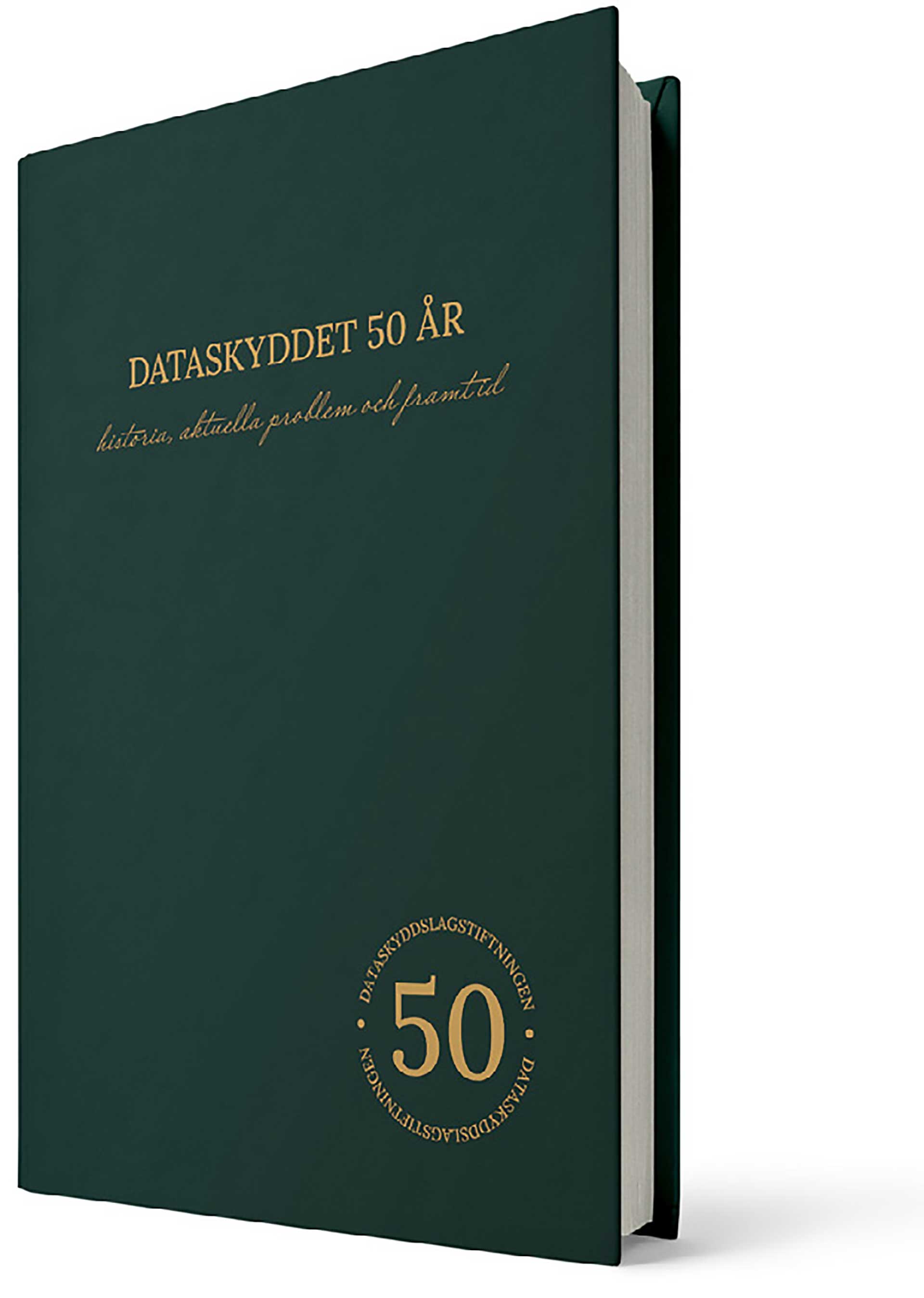 Stående mörkgrön bok med guldskrift om dataskydd 50 år, illustrasjon.